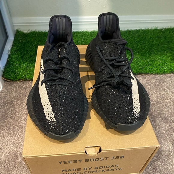 Yeezy boost 350 V2 - Picture 5 of 7